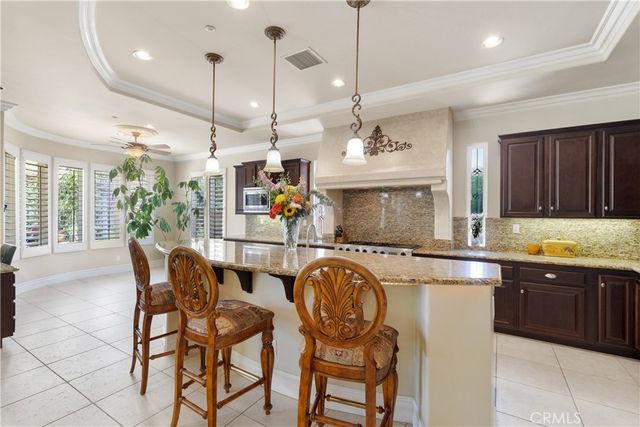 3349 Mendenaro Court, Fallbrook, CA 92028
