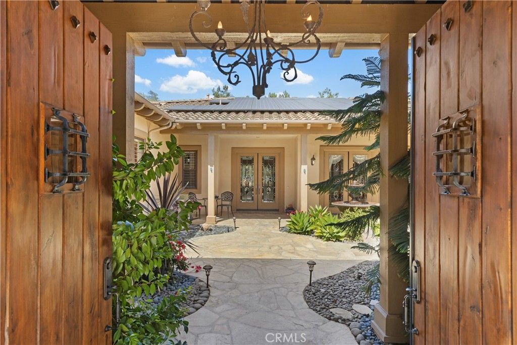 3349 Mendenaro Court, Fallbrook, CA 92028