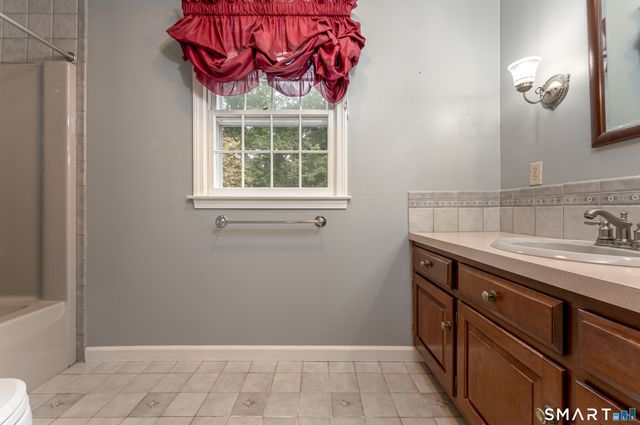 39 Deer Run Drive, Colchester, CT 06415