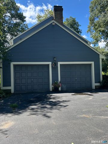 39 Deer Run Drive, Colchester, CT 06415