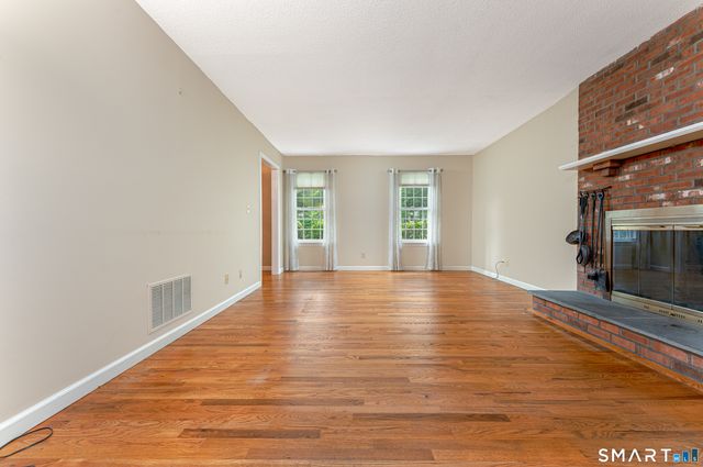 39 Deer Run Drive, Colchester, CT 06415