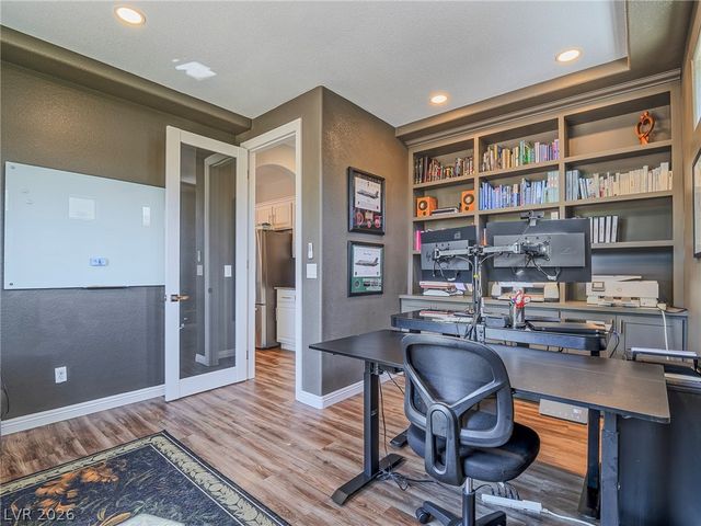 6258 Iginlas Goal Avenue, Las Vegas, NV 89131