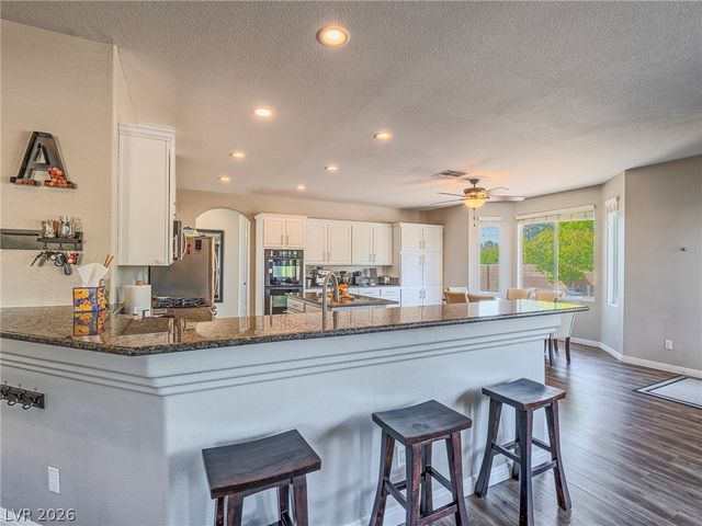 6258 Iginlas Goal Avenue, Las Vegas, NV 89131