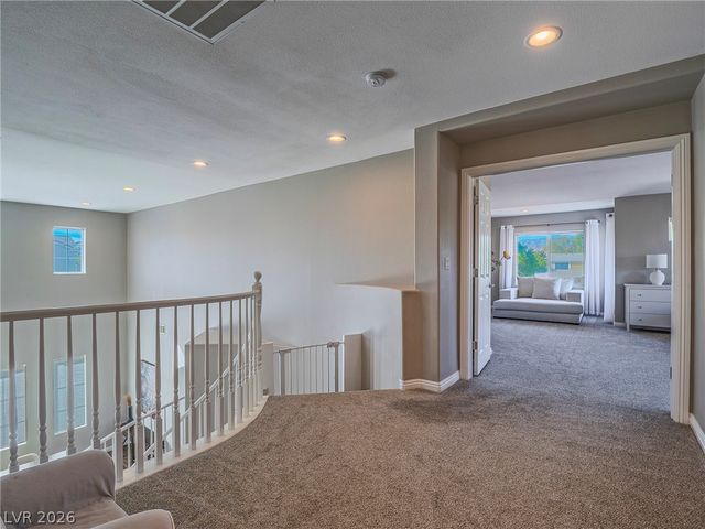 6258 Iginlas Goal Avenue, Las Vegas, NV 89131