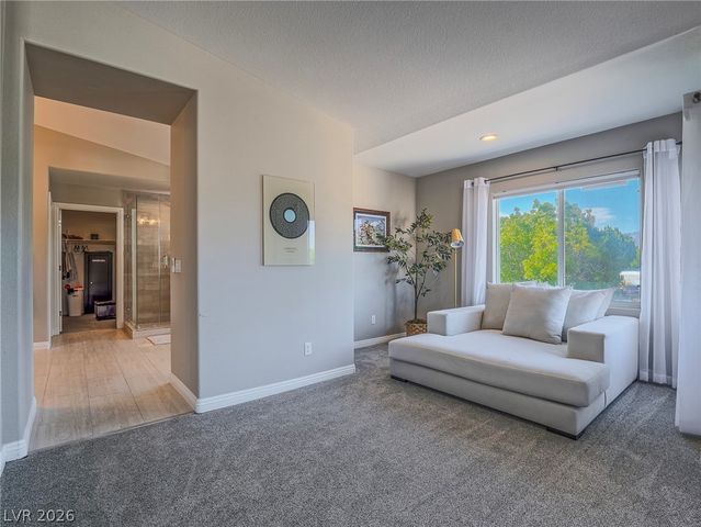 6258 Iginlas Goal Avenue, Las Vegas, NV 89131