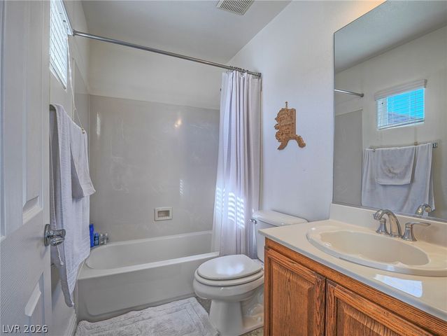 6258 Iginlas Goal Avenue, Las Vegas, NV 89131