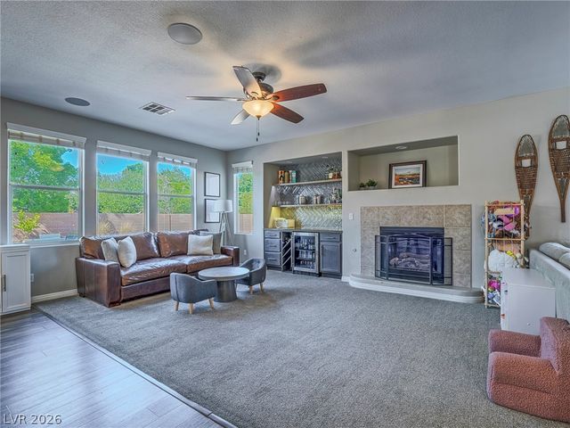 6258 Iginlas Goal Avenue, Las Vegas, NV 89131