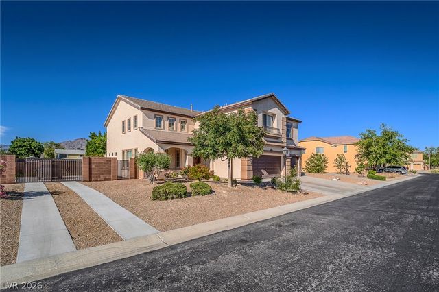 6258 Iginlas Goal Avenue, Las Vegas, NV 89131