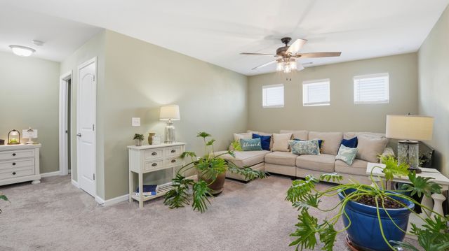 421 Davenport Dr, Murfreesboro, TN 37128