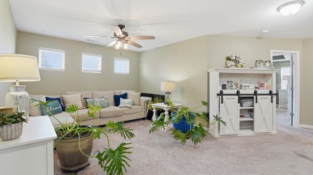 421 Davenport Dr, Murfreesboro, TN 37128