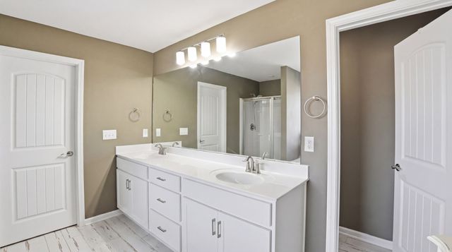 421 Davenport Dr, Murfreesboro, TN 37128