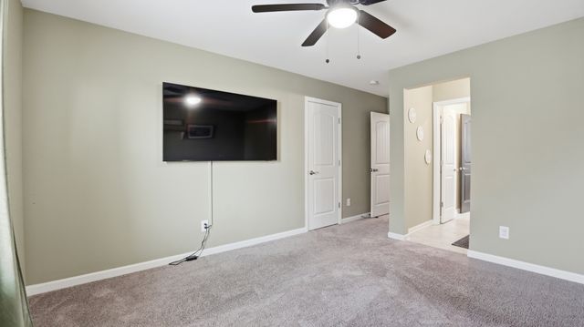 421 Davenport Dr, Murfreesboro, TN 37128