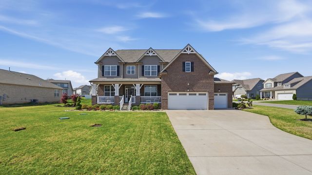 421 Davenport Dr, Murfreesboro, TN 37128