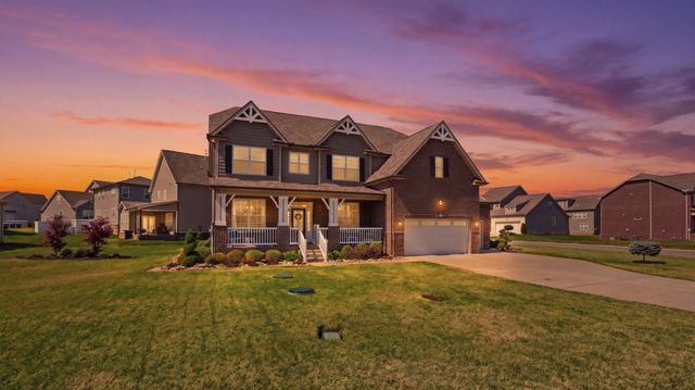 421 Davenport Dr, Murfreesboro, TN 37128