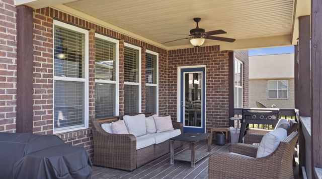 421 Davenport Dr, Murfreesboro, TN 37128