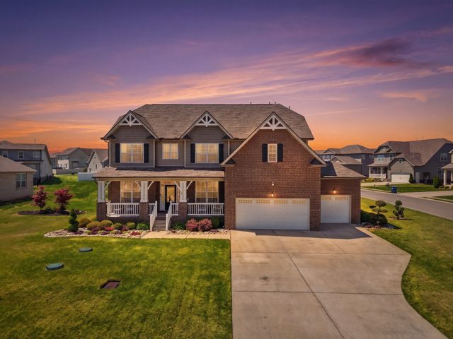 421 Davenport Dr, Murfreesboro, TN 37128