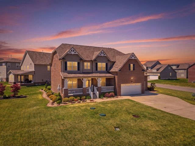 421 Davenport Dr, Murfreesboro, TN 37128