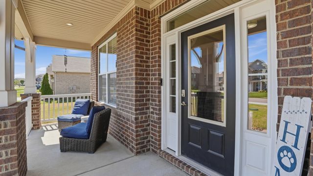 421 Davenport Dr, Murfreesboro, TN 37128