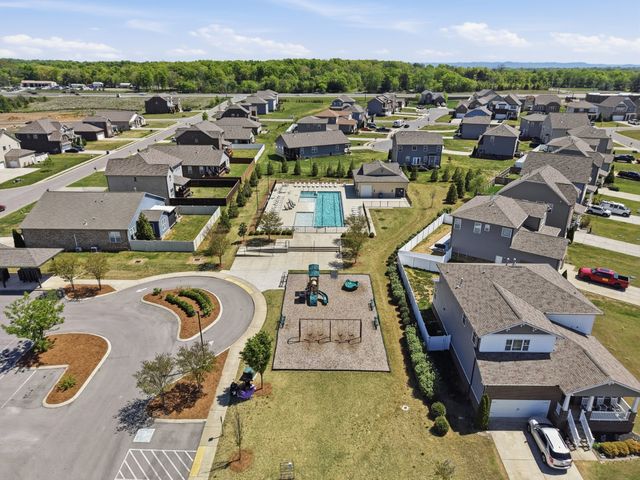 421 Davenport Dr, Murfreesboro, TN 37128