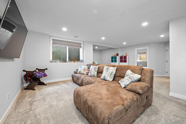10752 23rd Street NE, Saint Michael, MN 55376