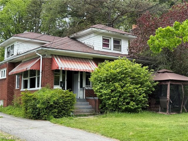 154 Hollywood Avenue, Youngstown, OH 44512