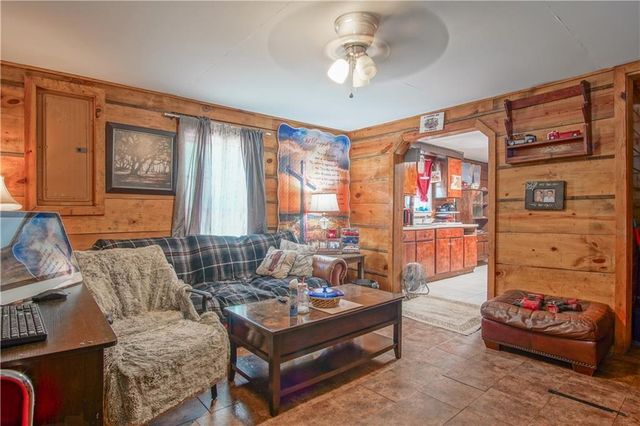 1422 Cassville NW Road, Cartersville, GA 30121