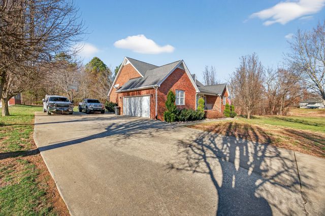 2717 Beckner Ln, Cookeville, TN 38506