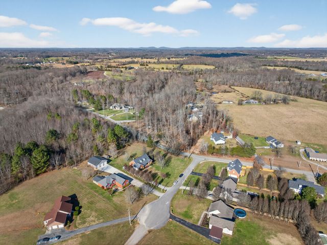 2717 Beckner Ln, Cookeville, TN 38506