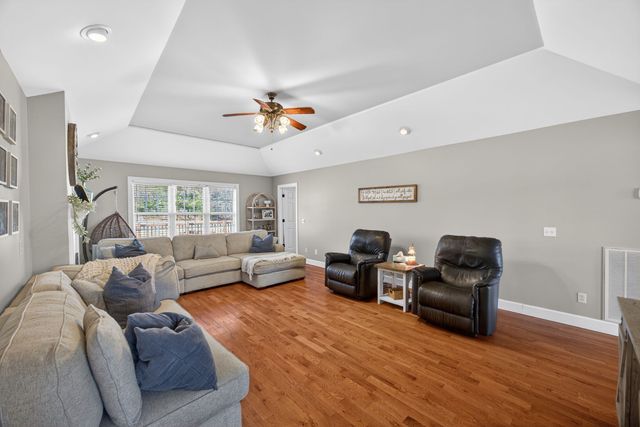 2717 Beckner Ln, Cookeville, TN 38506