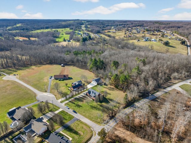 2717 Beckner Ln, Cookeville, TN 38506