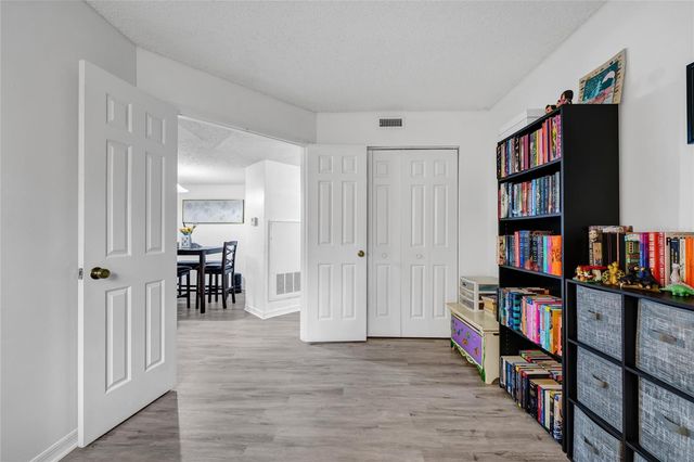 202 RIVERBEND DRIVE 103, Altamonte Springs, FL 32714