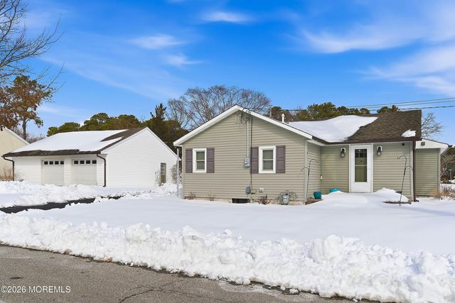 201 Commonwealth Boulevard, Manchester, NJ 08759