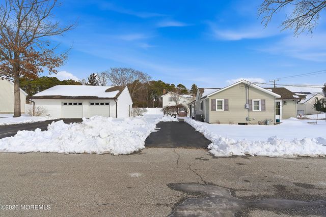 201 Commonwealth Boulevard, Manchester, NJ 08759