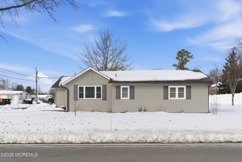 201 Commonwealth Boulevard, Manchester, NJ 08759