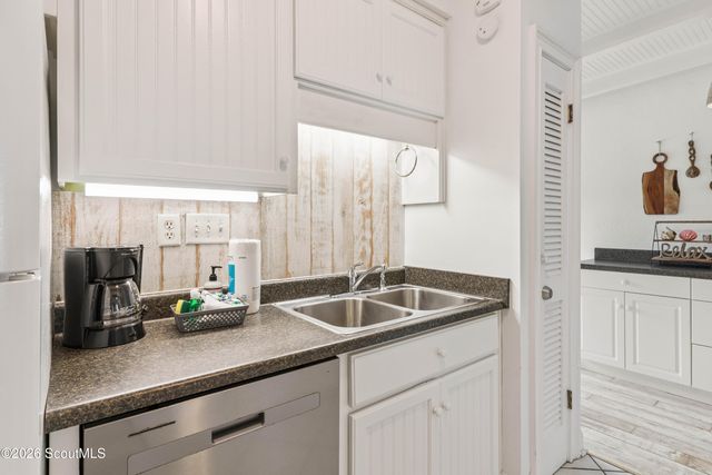 204 Olive Way, St. Simons Island, GA 31522
