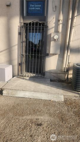 23 E Main, Walla Walla, WA 99362