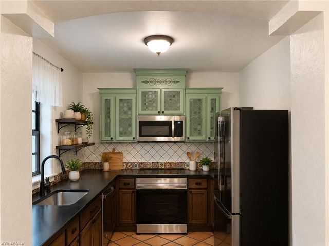 2462 Cortez BLVD, Fort Myers, FL 33901