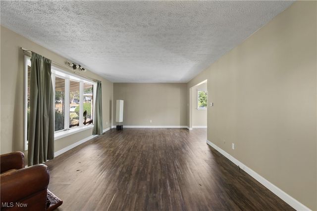 2395 Hull Drive, Copley, OH 44321