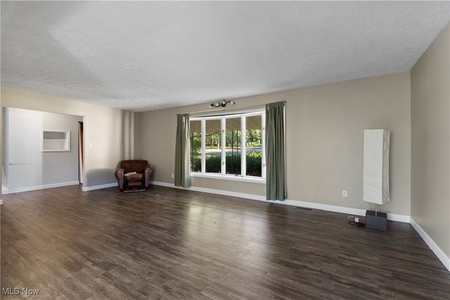 2395 Hull Drive, Copley, OH 44321