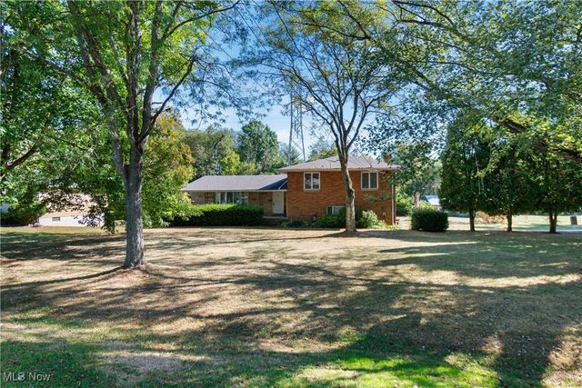 2395 Hull Drive, Copley, OH 44321