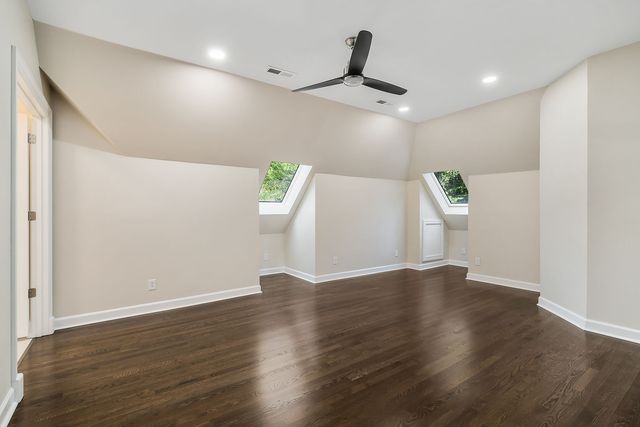 250 W Laurel Ave, Mcminnville, TN 37110