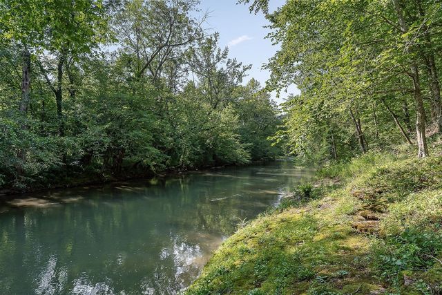 250 W Laurel Ave, Mcminnville, TN 37110