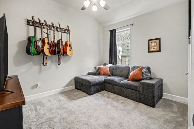 12310 Grassy Bend Drive, Mont Belvieu, TX 77523