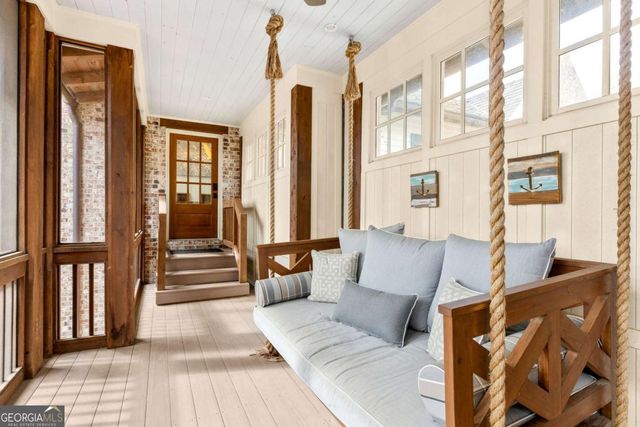 10748 Serenbe Lane, Chattahoochee Hills, GA 30268