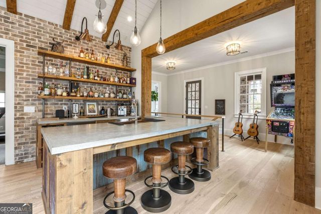 10748 Serenbe Lane, Chattahoochee Hills, GA 30268