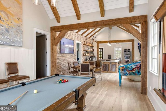 10748 Serenbe Lane, Chattahoochee Hills, GA 30268