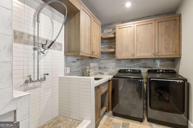 10748 Serenbe Lane, Chattahoochee Hills, GA 30268