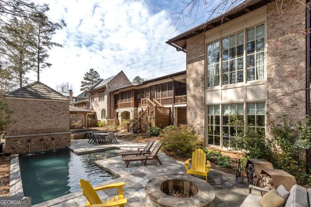 10748 Serenbe Lane, Chattahoochee Hills, GA 30268