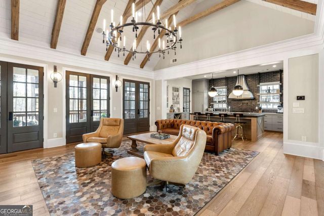 10748 Serenbe Lane, Chattahoochee Hills, GA 30268