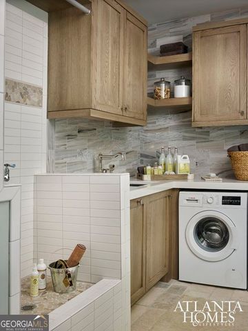 10748 Serenbe Lane, Chattahoochee Hills, GA 30268